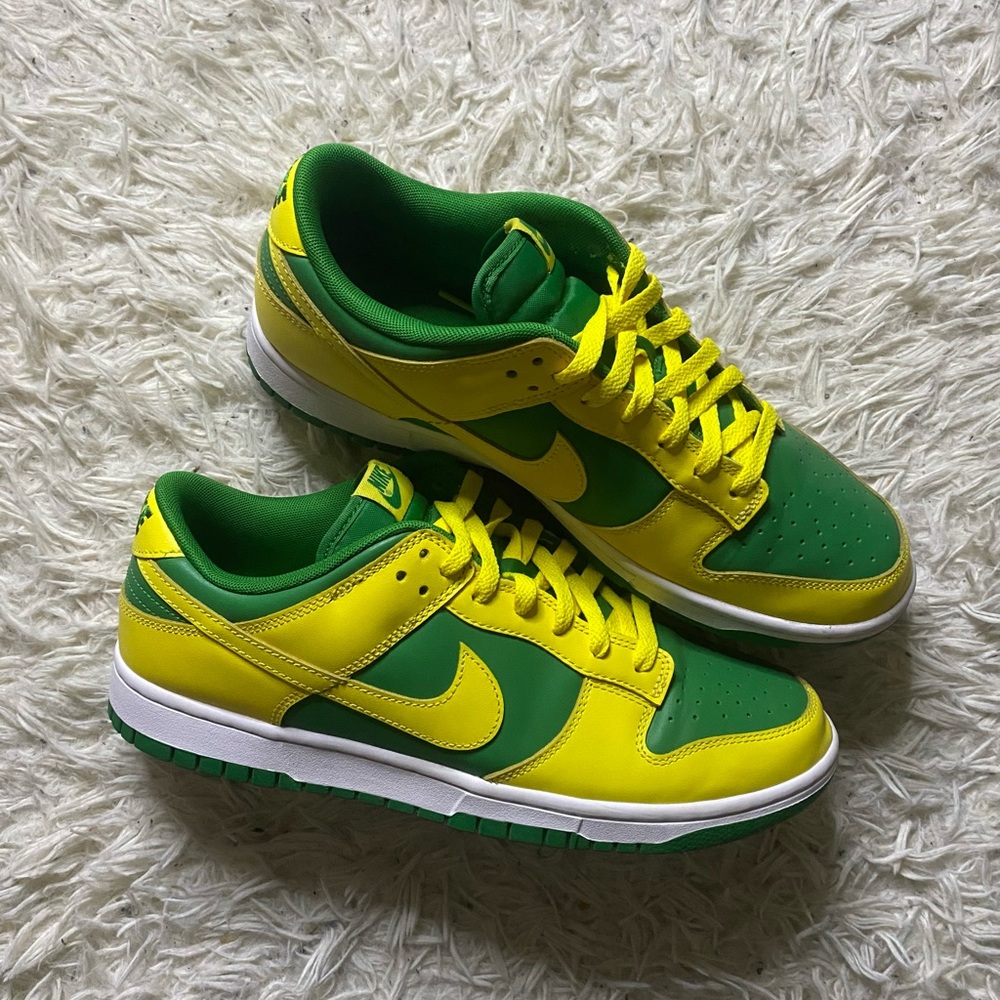 Nike dunk low reverse Brazil Sz 10.5